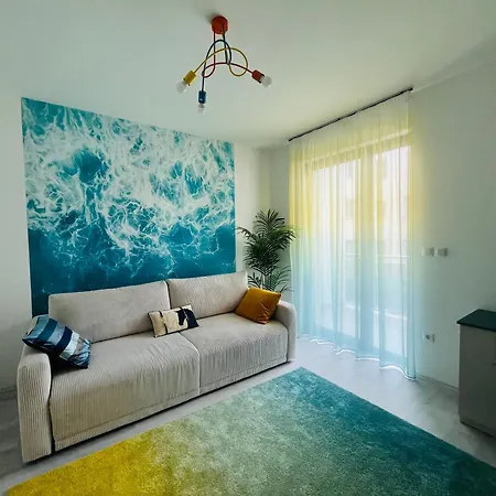 Luxury Penthouse W Garage - Centre *