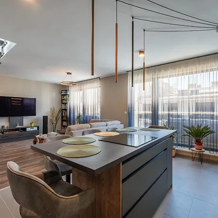 Apartament Luxury Penthouse W Garage - Centre