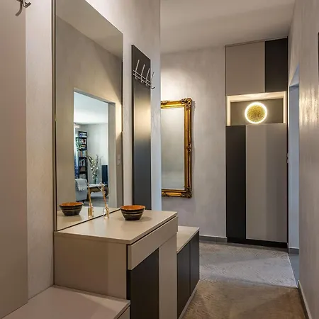 아파트 Luxury Penthouse W Garage - Centre *