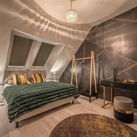 Luxury Penthouse W Garage - Centre * 부다페스트